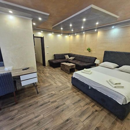 Prenociste Rooms Simke Subotica Exterior foto