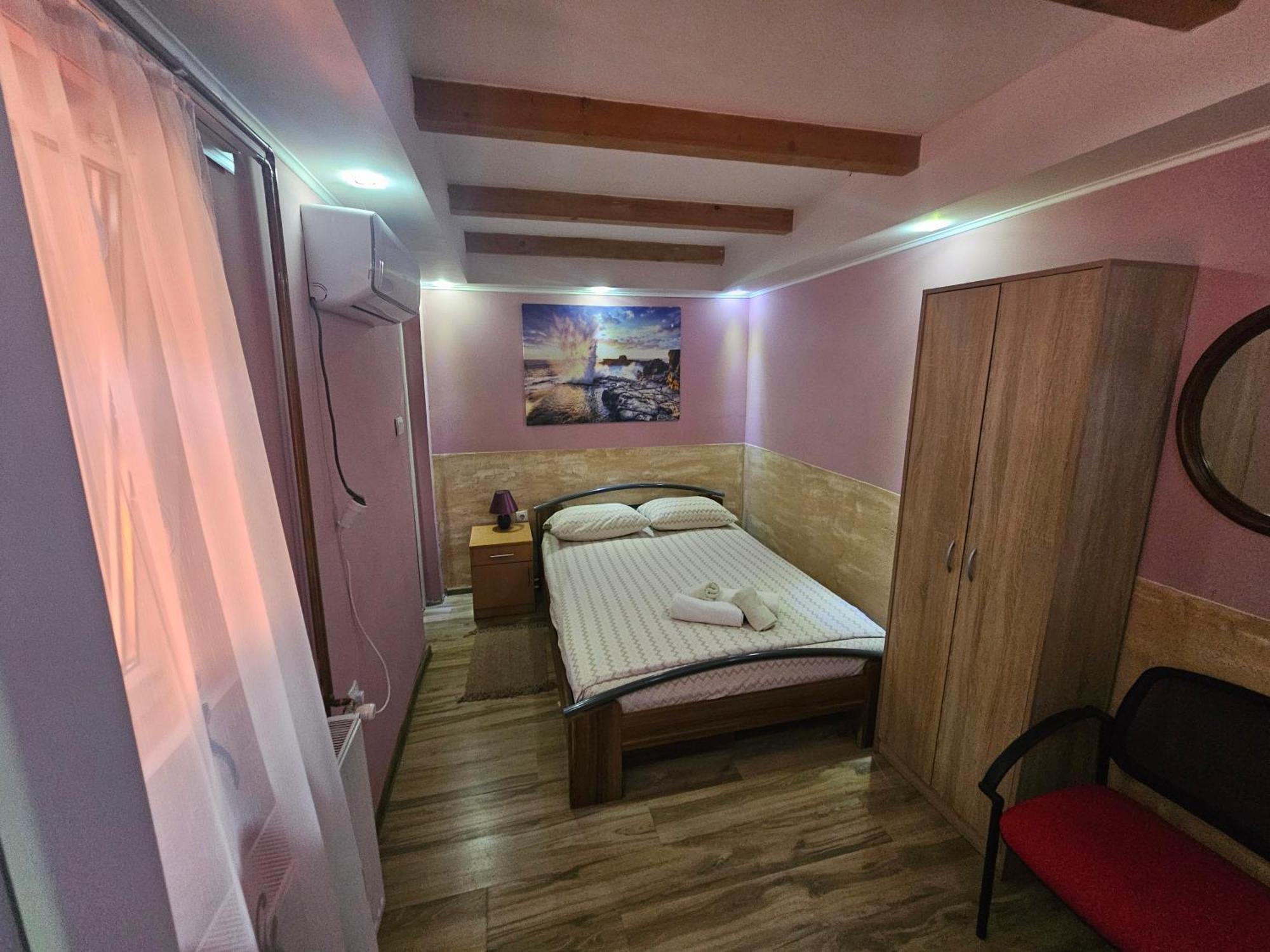 Prenociste Rooms Simke Subotica Exterior foto