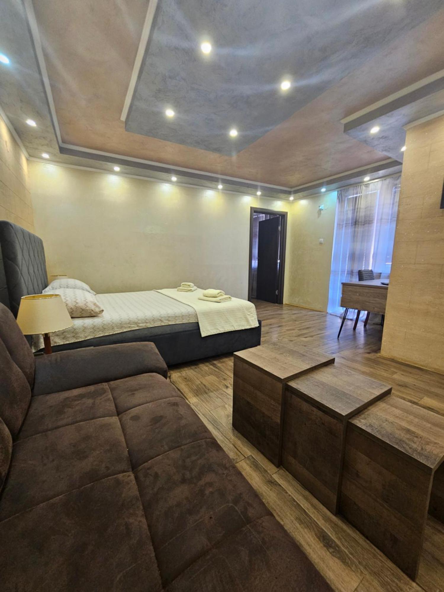 Prenociste Rooms Simke Subotica Exterior foto