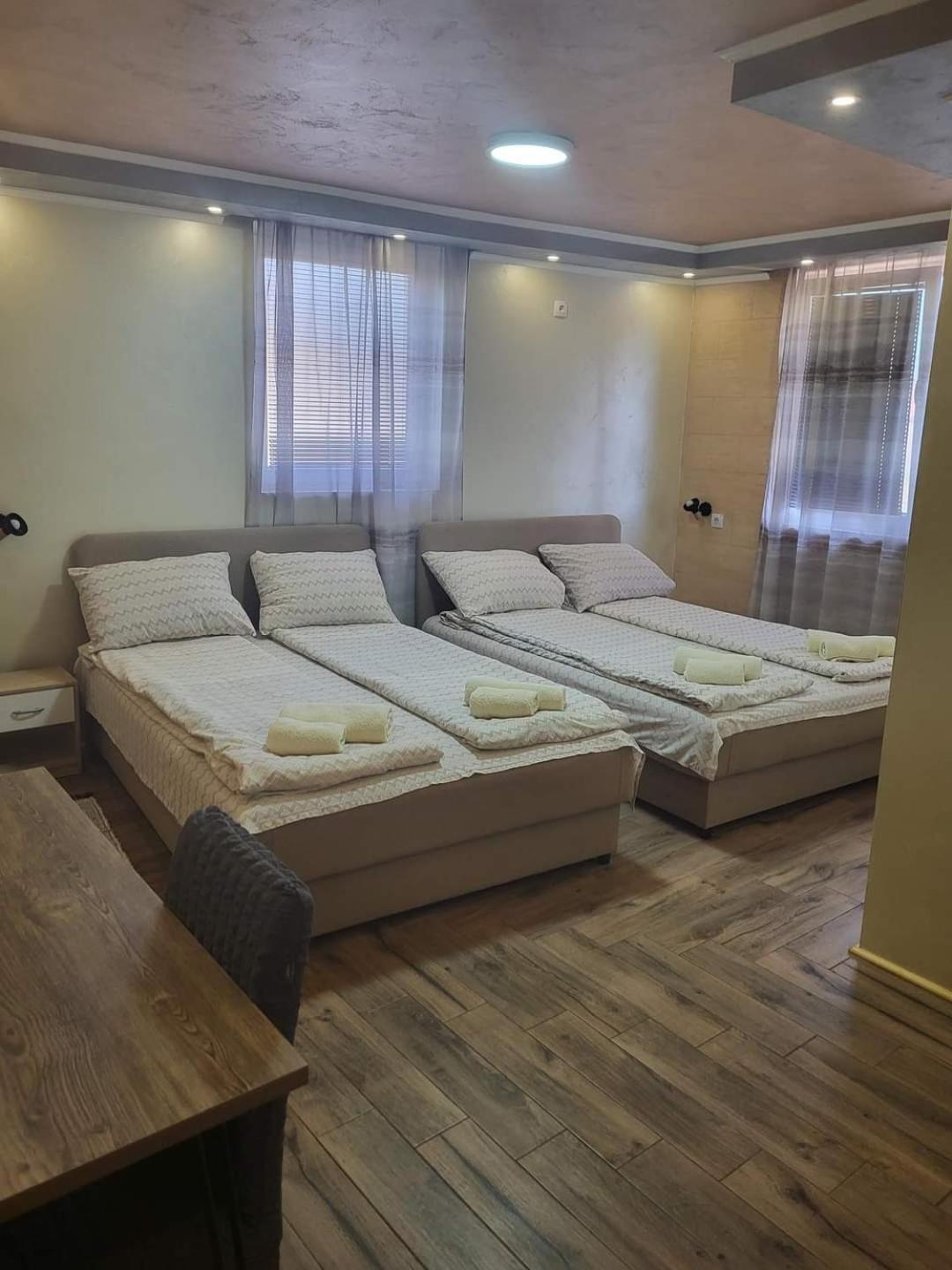 Prenociste Rooms Simke Subotica Exterior foto