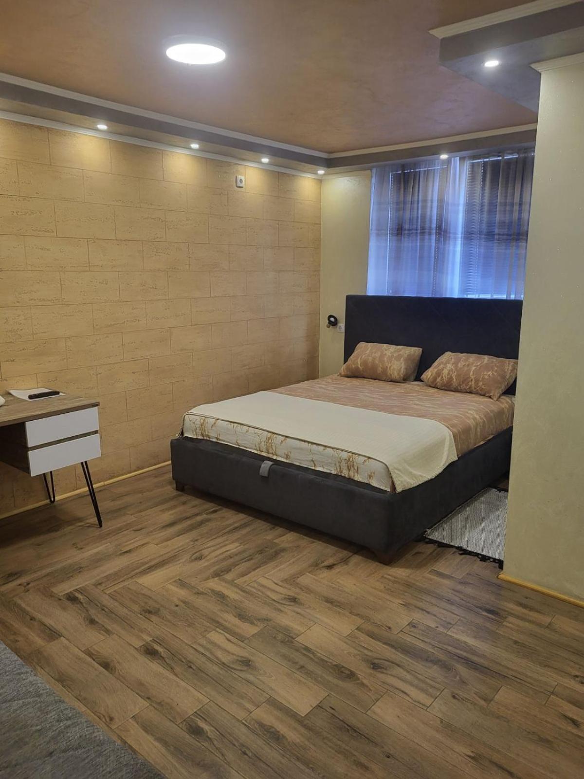 Prenociste Rooms Simke Subotica Exterior foto